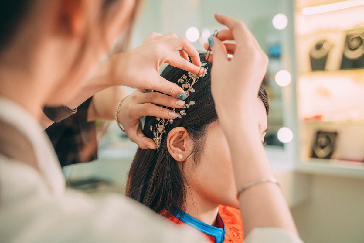 Buying hair accessories in bulk, and whether it is worth it